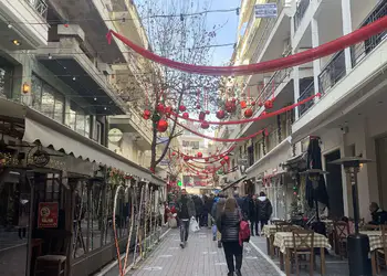 Βημα..τίζοντας: Γιορτή Εμπορικής Αγοράς - Γιορτινό κλίμα στους εμπορικούς δρόμους της Κατερίνης Γιορτή Εμπορικής Αγοράς – Γιορτινό κλίμα στους εμπορικούς δρόμους της Κατερίνης