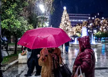 Ο καιρός για τα Χριστούγεννα 2025: Βροχές, καταιγίδες και πτώση θερμοκρασίας Ο Καιρός για τα Χριστούγεννα 2025: Βροχές, καταιγίδες και πτώση θερμοκρασίας