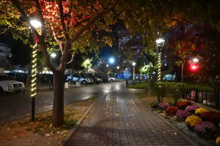 Η Κατερίνη “φωτίζει” τις γιορτές!