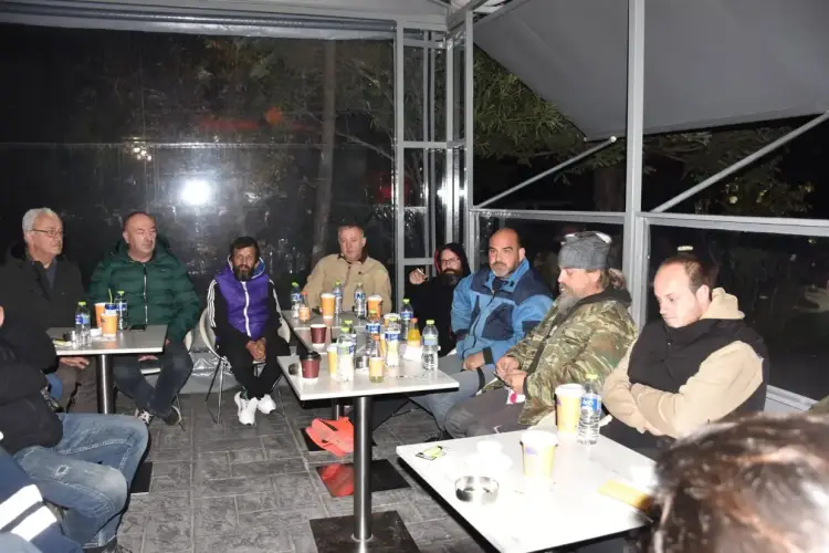 Κατερίνη: Κινητοποίηση αγροτών Πιερίας για την επιβίωση του πρωτογενούς τομέα και τα βασικά αιτήματά τους. Κατερίνη: Κινητοποίηση αγροτών Πιερίας για την επιβίωση του πρωτογενούς τομέα και τα βασικά αιτήματά τους.