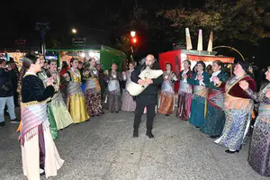 Κατερίνη - Πάρκο των Χρωμάτων: Αυξημένη προσέλευση και καθημερινές εκδηλώσεις (εικόνες) Κατερίνη – Πάρκο των Χρωμάτων: Αυξημένη προσέλευση και καθημερινές εκδηλώσεις