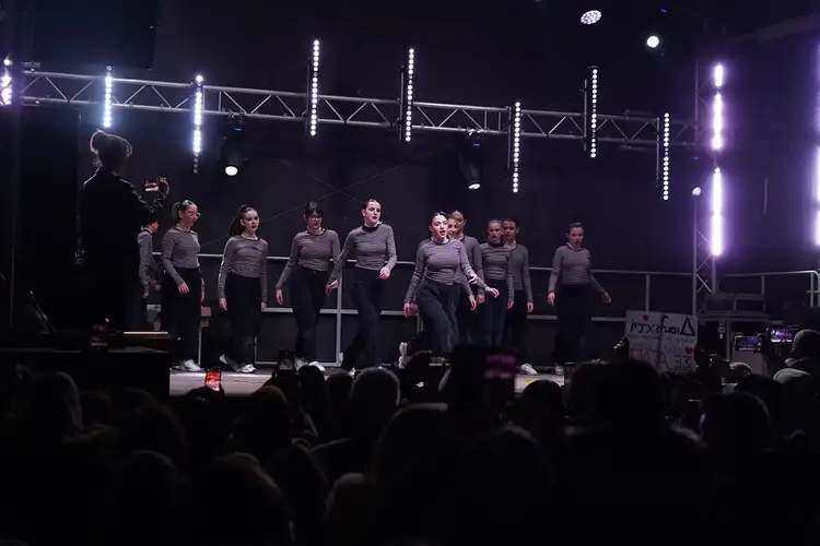 Κατερίνη - Πάρκο των Χρωμάτων: Αυξημένη προσέλευση και καθημερινές εκδηλώσεις (εικόνες) Κατερίνη – Πάρκο των Χρωμάτων: Αυξημένη προσέλευση και καθημερινές εκδηλώσεις