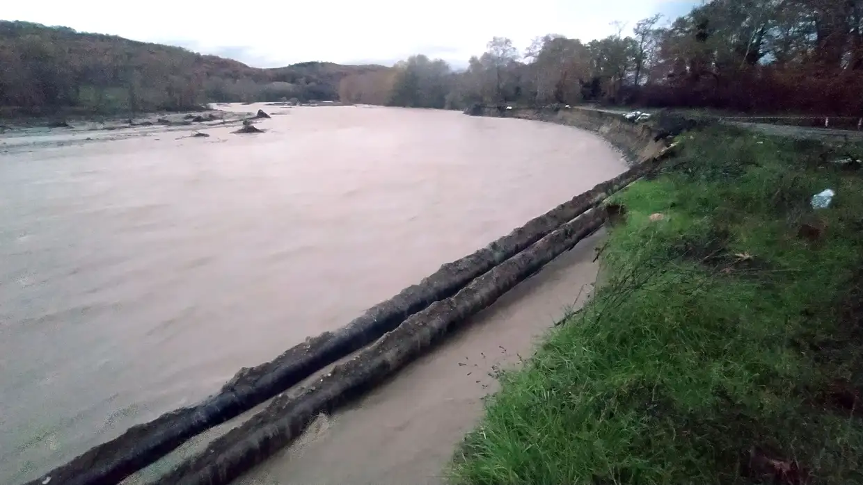 Κίνδυνος για τον αγωγό ύδρευσης Κατερίνης – Επείγουσα έκκληση Δήμου και ΔΕΥΑΚ για άμεση αντιστήριξη στον Αίσονα Κίνδυνος για τον αγωγό ύδρευσης Κατερίνης – Επείγουσα έκκληση Δήμου και ΔΕΥΑΚ για άμεση αντιστήριξη στον Αίσονα