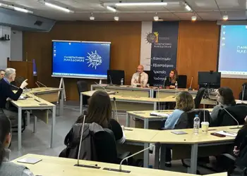 Μικρά κράτη σε γεωπολιτική δίνη – Γιατί το «καταφύγιο» γίνεται απαραίτητο