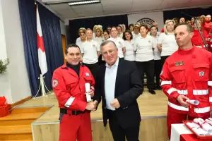 Νέοι εθελοντές στον Ε.Ε.Σ. Κατερίνης ενισχύουν το κίνημα Ερυθρό Σταυρό της Ελλάδας