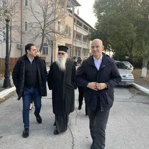 Βημα..τίζοντας: Στο πλευρό των ηλικιωμένων οι βουλευτές Πιερίας στο γηροκομείο Οι Βουλευτές Πιερίας ΝΔ στο γηροκομείο: Βοήθεια στα συσσίτια