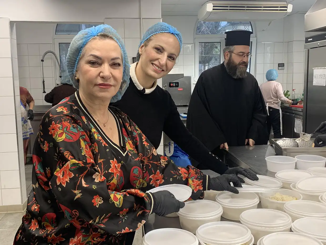 Οι Βουλευτές Πιερίας ΝΔ στο γηροκομείο: Βοήθεια στα συσσίτια Οι Βουλευτές Πιερίας ΝΔ στο γηροκομείο: Βοήθεια στα συσσίτια