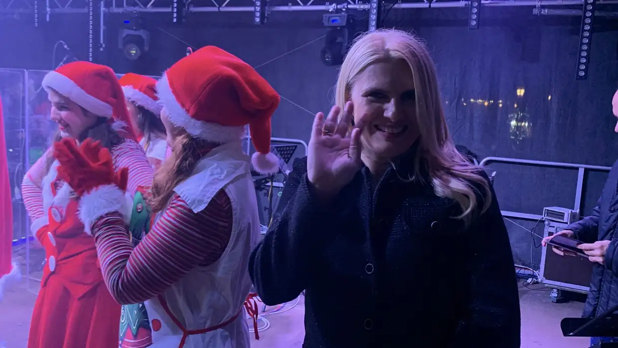 Πάρκο των Χρωμάτων: Λαμπερή έναρξη με την Κλαυδία (φωτορεπορτάζ και βίντεο) Πάρκο των Χρωμάτων: Λαμπερή έναρξη με την Κλαυδία