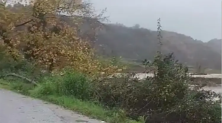 Πιερία: Πνίγεται, καταστρέφεται και… κανείς δεν ιδρώνει (βίντεο) Πιερία: Πνίγεται, καταστρέφεται και… κανείς δεν ιδρώνει