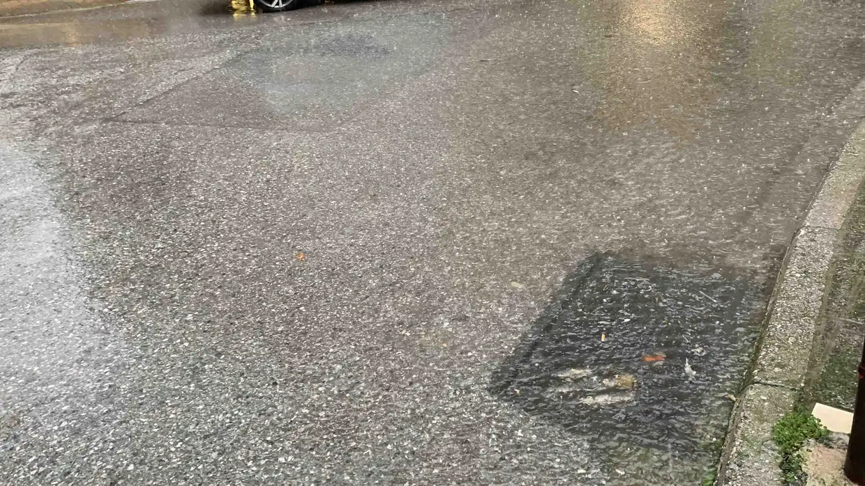 Προβλήματα με τη βροχή σε κεντρικούς δρόμους της Κατερίνης