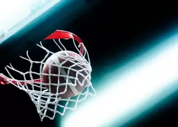 Ρεκόρ μεταγραφών, μείωση συμμετοχής νεαρών παικτών και οι δείκτες της Ελλάδας