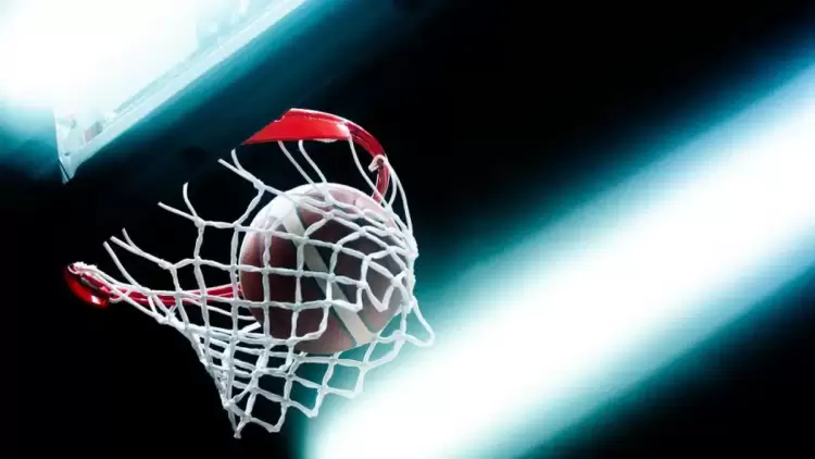 Ρεκόρ μεταγραφών, μείωση συμμετοχής νεαρών παικτών και οι δείκτες της Ελλάδας