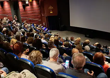 Τελευταία προβολή 2025 από την Κινηματογραφική Λέσχη Κατερίνης με «Νεαρές Μητέρες» Τελευταία προβολή 2025 από την Κινηματογραφική Λέσχη Κατερίνης με «Νεαρές Μητέρες»