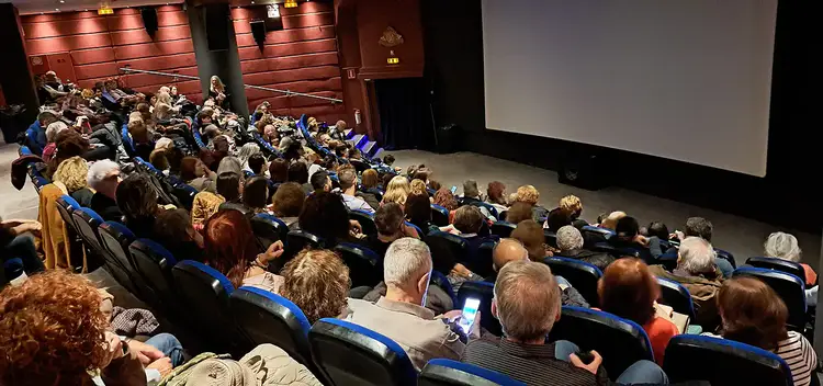 Τελευταία προβολή 2025 από την Κινηματογραφική Λέσχη Κατερίνης με «Νεαρές Μητέρες» Τελευταία προβολή 2025 από την Κινηματογραφική Λέσχη Κατερίνης με «Νεαρές Μητέρες»