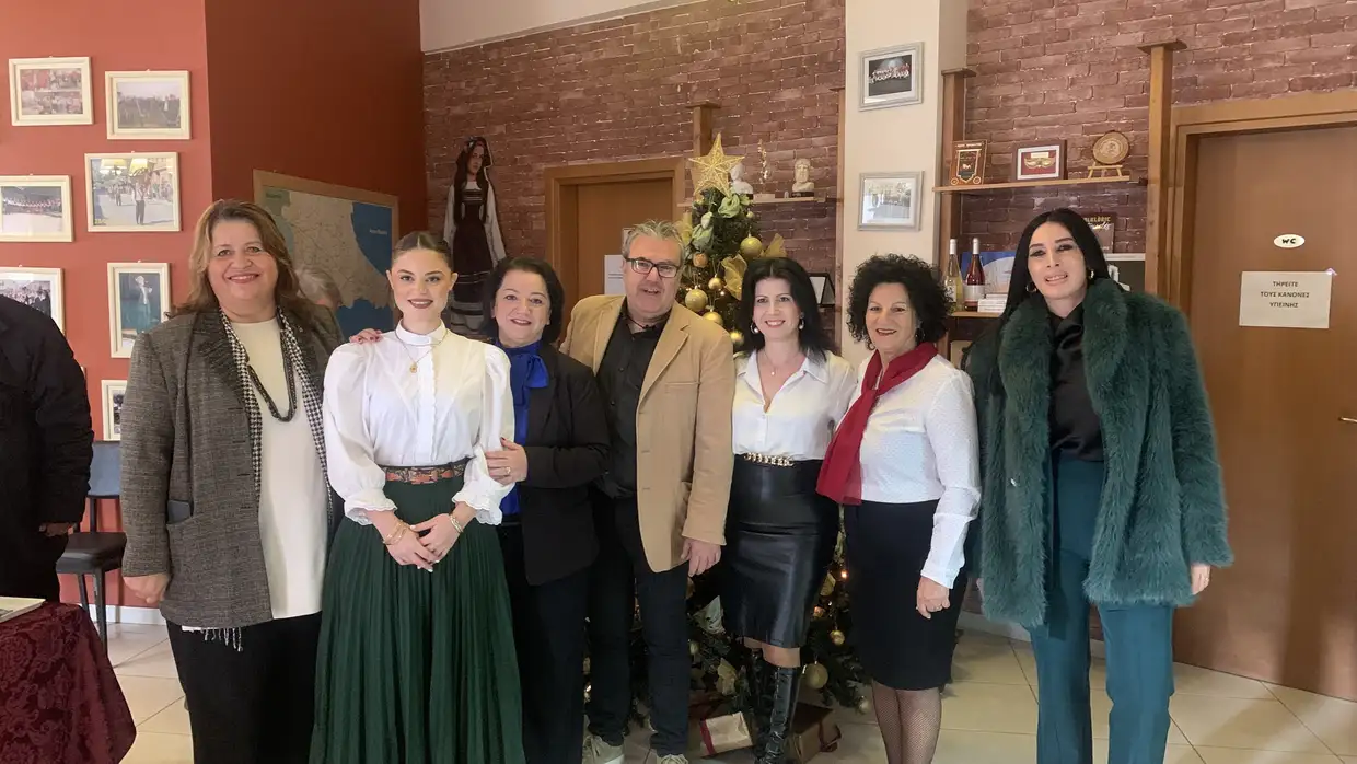 Η Θρακική Εστία Κατερίνης τίμησε το έθιμο «Βαρβάρα» με φιλανθρωπικό μπαζάρ Η Θρακική Εστία Κατερίνης τίμησε το έθιμο «Βαρβάρα» με φιλανθρωπικό μπαζάρ