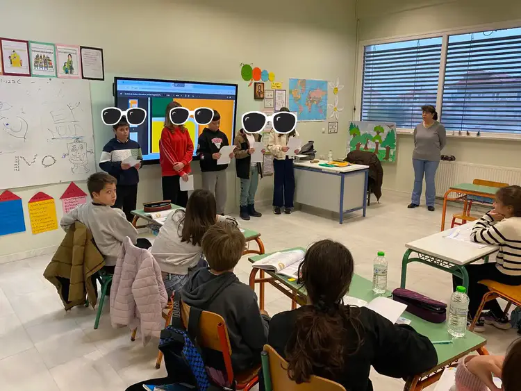 Το μεγάλο χριστουγεννιάτικο δώρο του 19ου Δημοτικού Κατερίνης: 18 φιάλες αίμα από μαθητές και γονείς