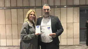 Το βραβείο Φιλοζωίας «Ηρωικές Καρδιές» 2025 στον πρ. Αντιδήμαρχο Θωμά Αναστασιάδη Το βραβείο Φιλοζωίας «Ηρωικές Καρδιές» 2025 στον πρ. Αντιδήμαρχο Θωμά Αναστασιάδη