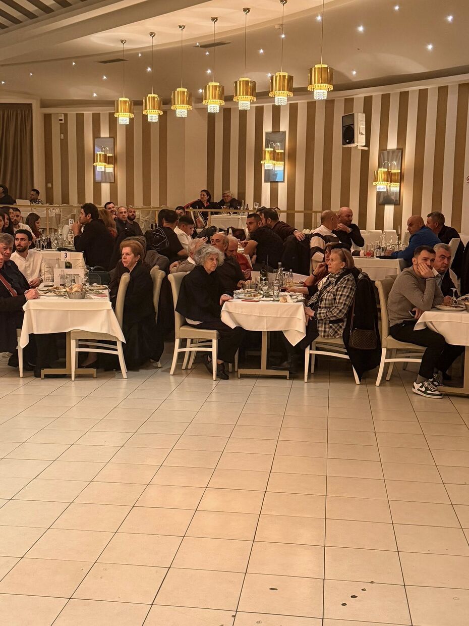 Χριστουγεννιάτικη χοροεσπερίδα του ΣΦΚ Πιερικός 1961 (εικόνες) Χριστουγεννιάτικη χοροεσπερίδα του ΣΦΚ Πιερικός 1961